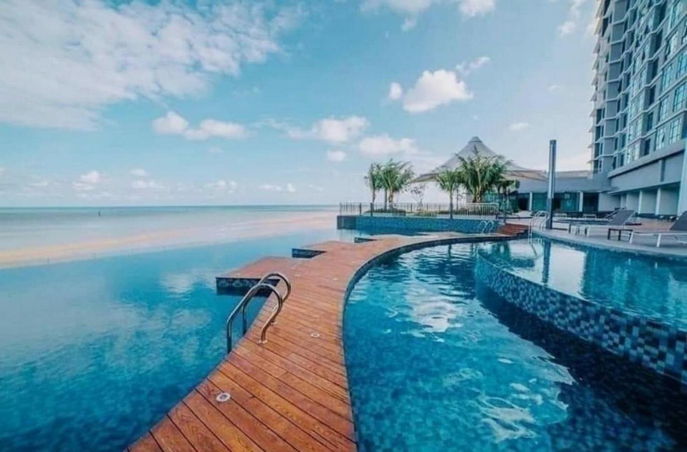 Gothca Imperium Residence Kuantan Studio Seaview Esterno foto